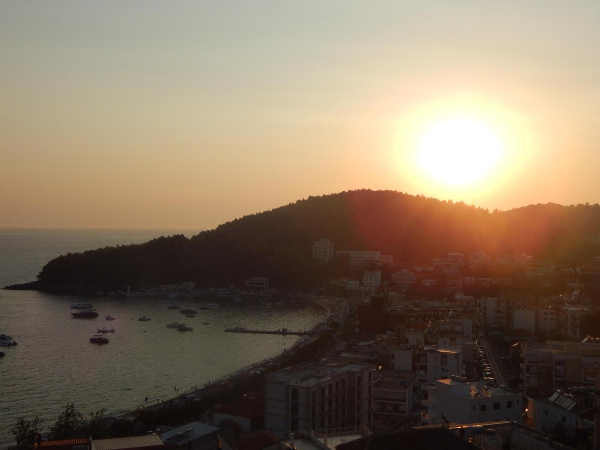Bel Air Rooms Himare Buitenkant foto
