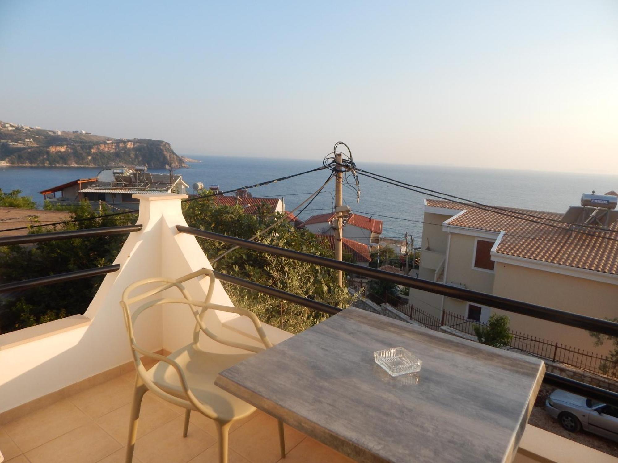Bel Air Rooms Himare Buitenkant foto