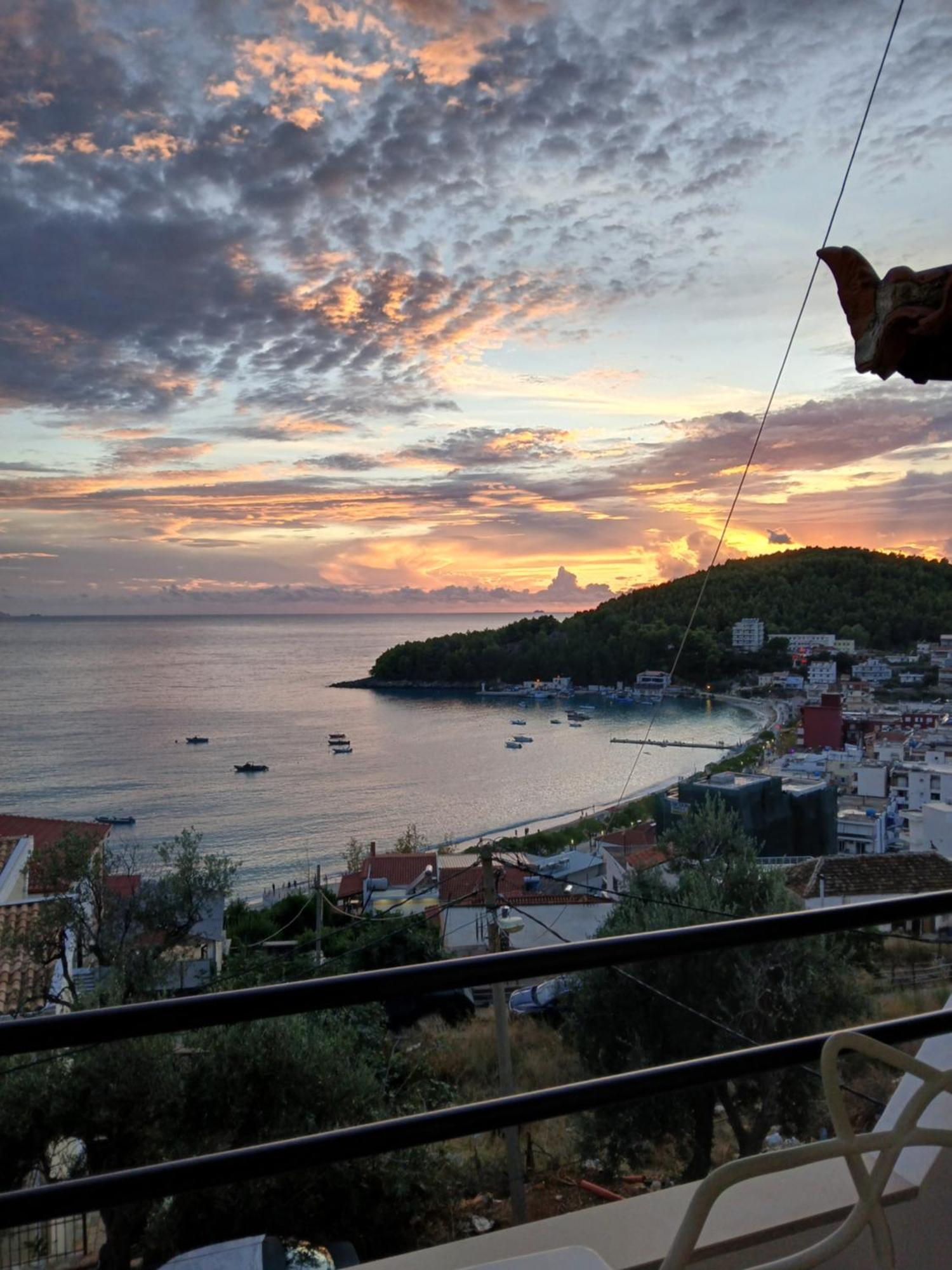 Bel Air Rooms Himare Buitenkant foto